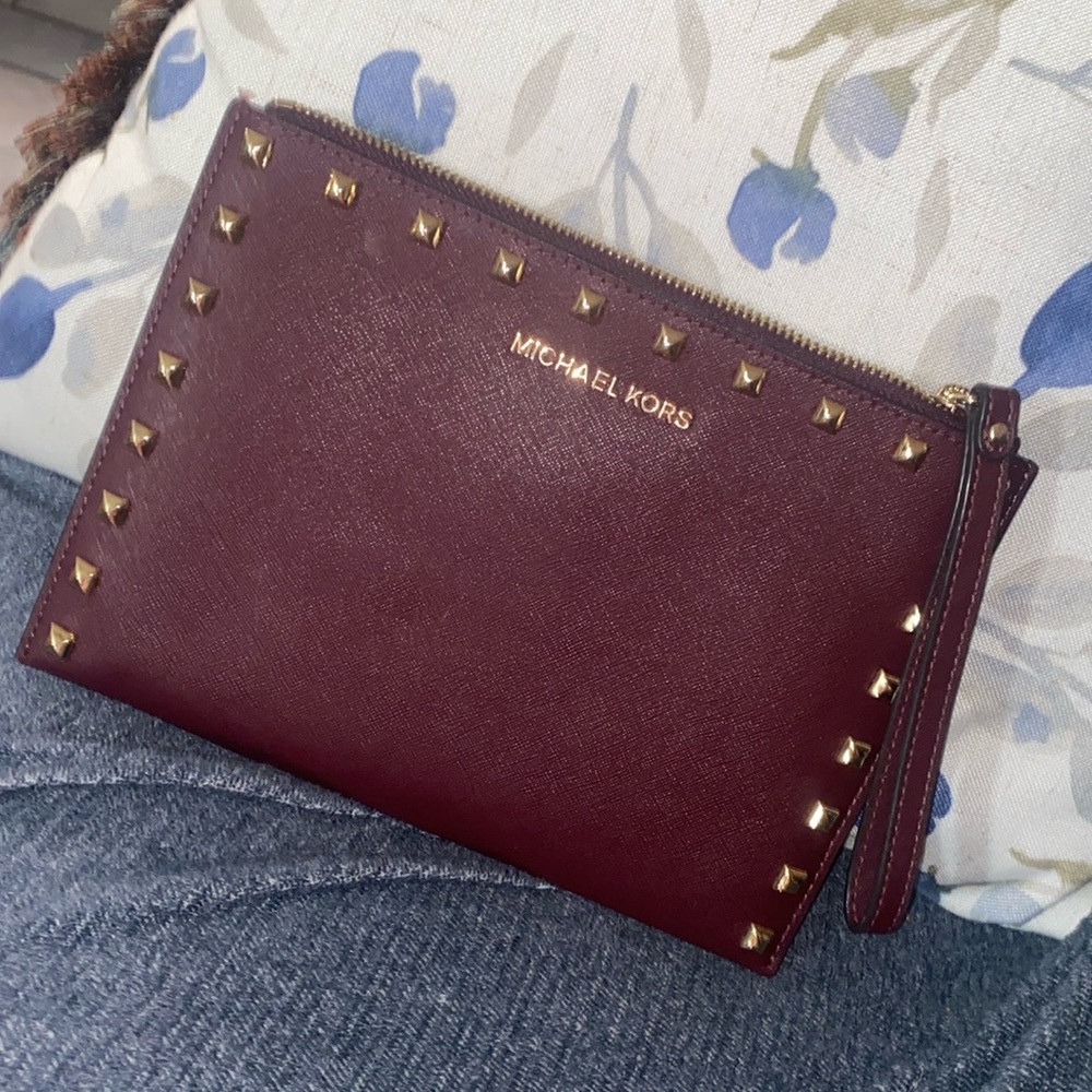 MK rectangle burgundy wristlet